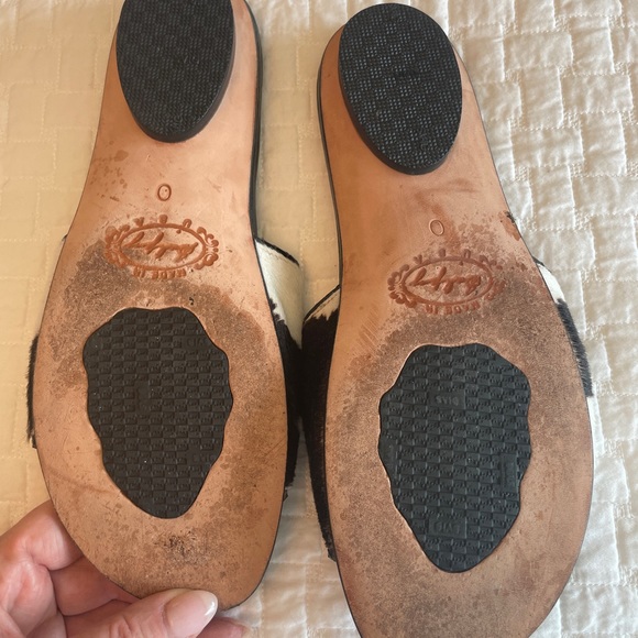 Salpy custom made faux animal hide sandals - Picture 3 of 3